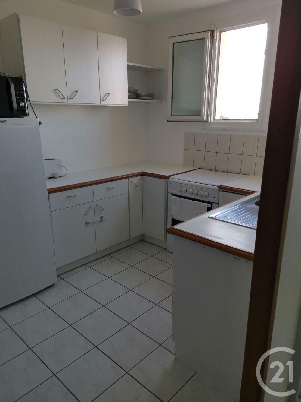 location Appartement - 4 pièce(s) - 74 m² Tours (37200)