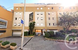  Parking / Garage  vendre 12 m