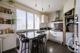  Appartement � vendre 4 pi�ces 96 m�