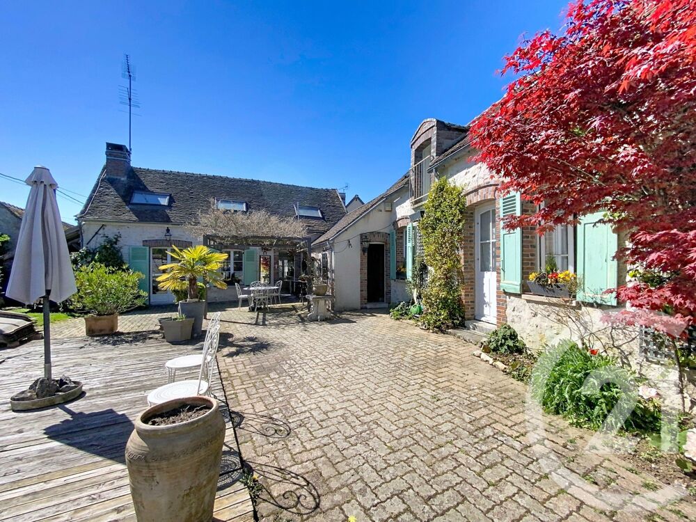 vente Maison - 6 pièce(s) - 121 m² Égreville (77620)