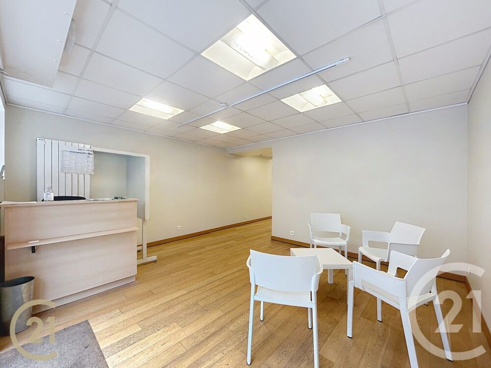 location Appartement - 1 pièce(s) - 82 m² Moret-sur-Loing (77250)
