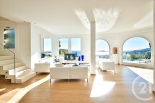  Maison à louer 5 pièces 175 m²