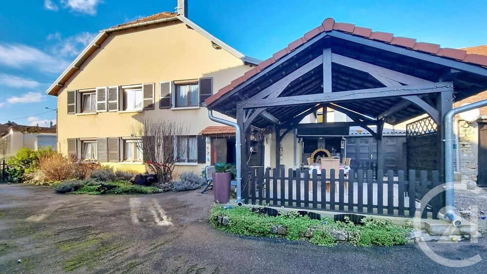 Maison familiale à Combeaufontaine de 162m² en c½ur de v....