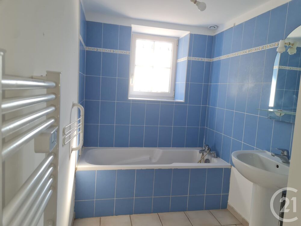 location Appartement - 3 pièce(s) - 69 m² Luthenay-Uxeloup (58240)