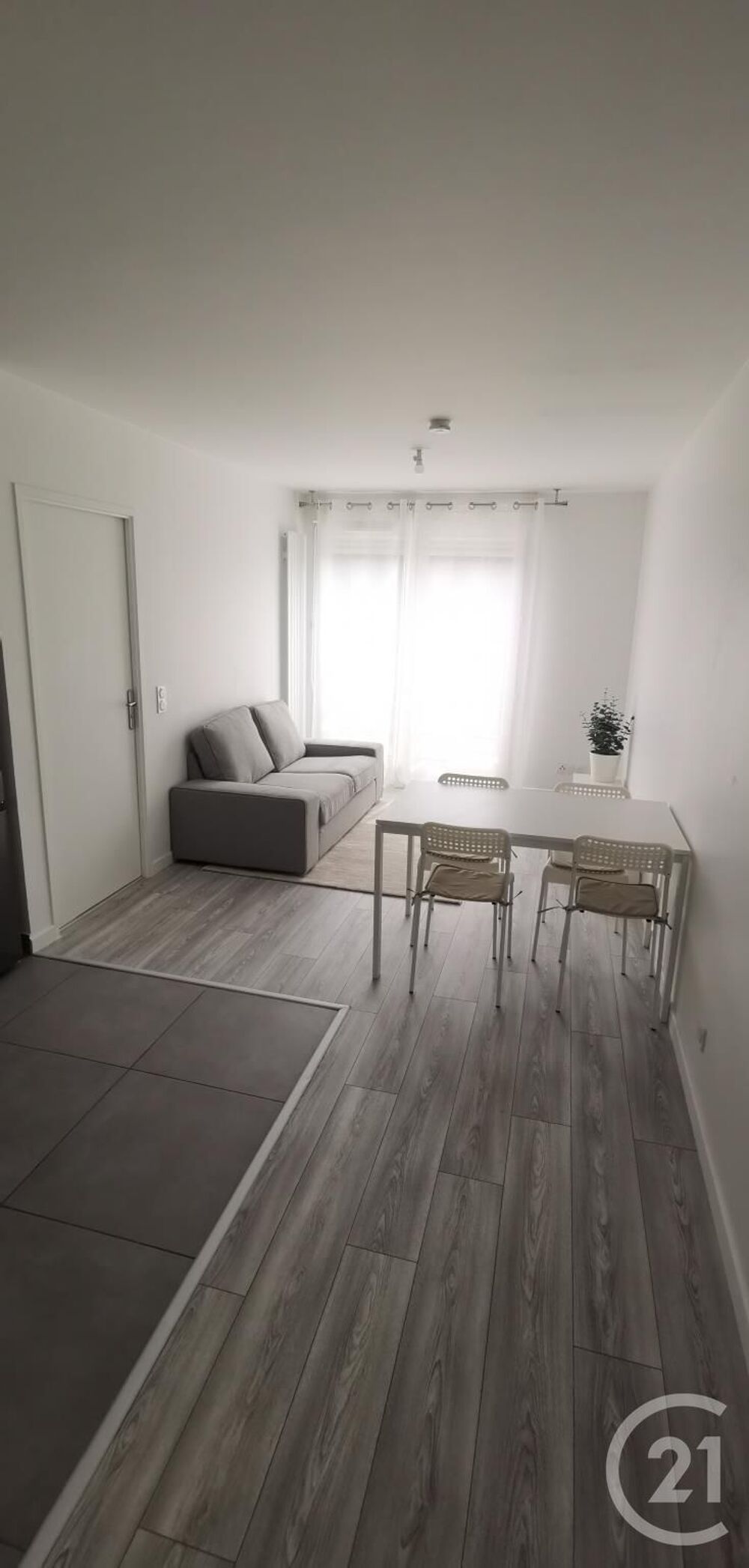 location Appartement - 2 pièce(s) - 40 m² Le Blanc-Mesnil (93150)