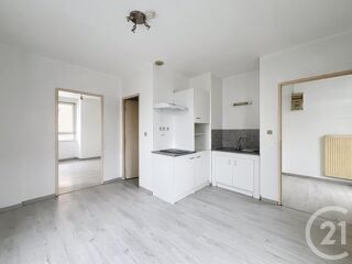  Appartement à louer 2 pièces 35 m²
