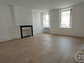  Appartement à louer 2 pièces 77 m²