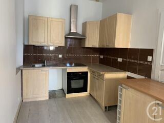  Appartement à louer 3 pièces 78 m²