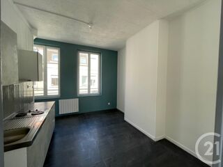  Appartement à louer 1 pièce 33 m²