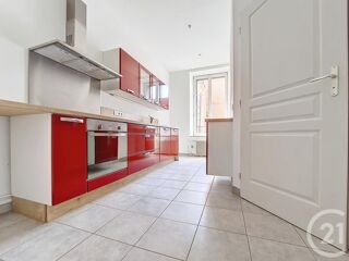  Appartement à louer 3 pièces 93 m²