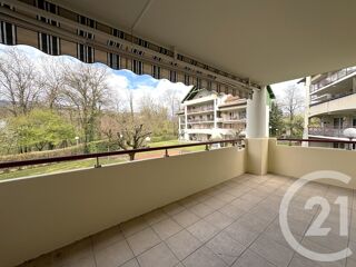  Appartement � louer 4 pi�ces 83 m�