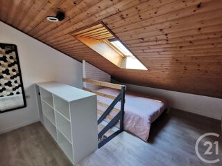  Appartement à louer 2 pièces 50 m²