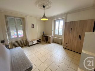  Appartement à louer 1 pièce 25 m²