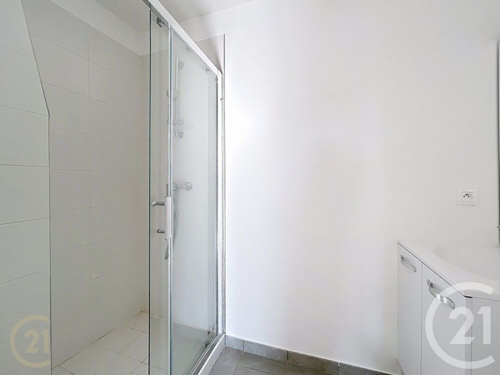 location Appartement - 4 pièce(s) - 86 m² Moret-sur-Loing (77250)