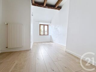  Appartement à louer 3 pièces 65 m²