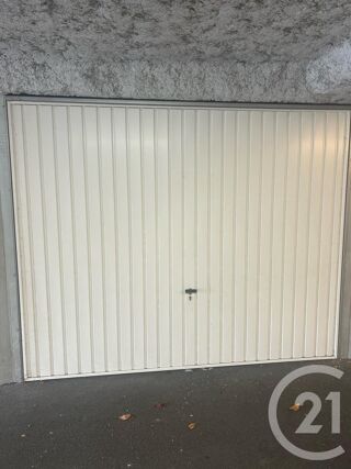  Parking / Garage � louer 10 m�