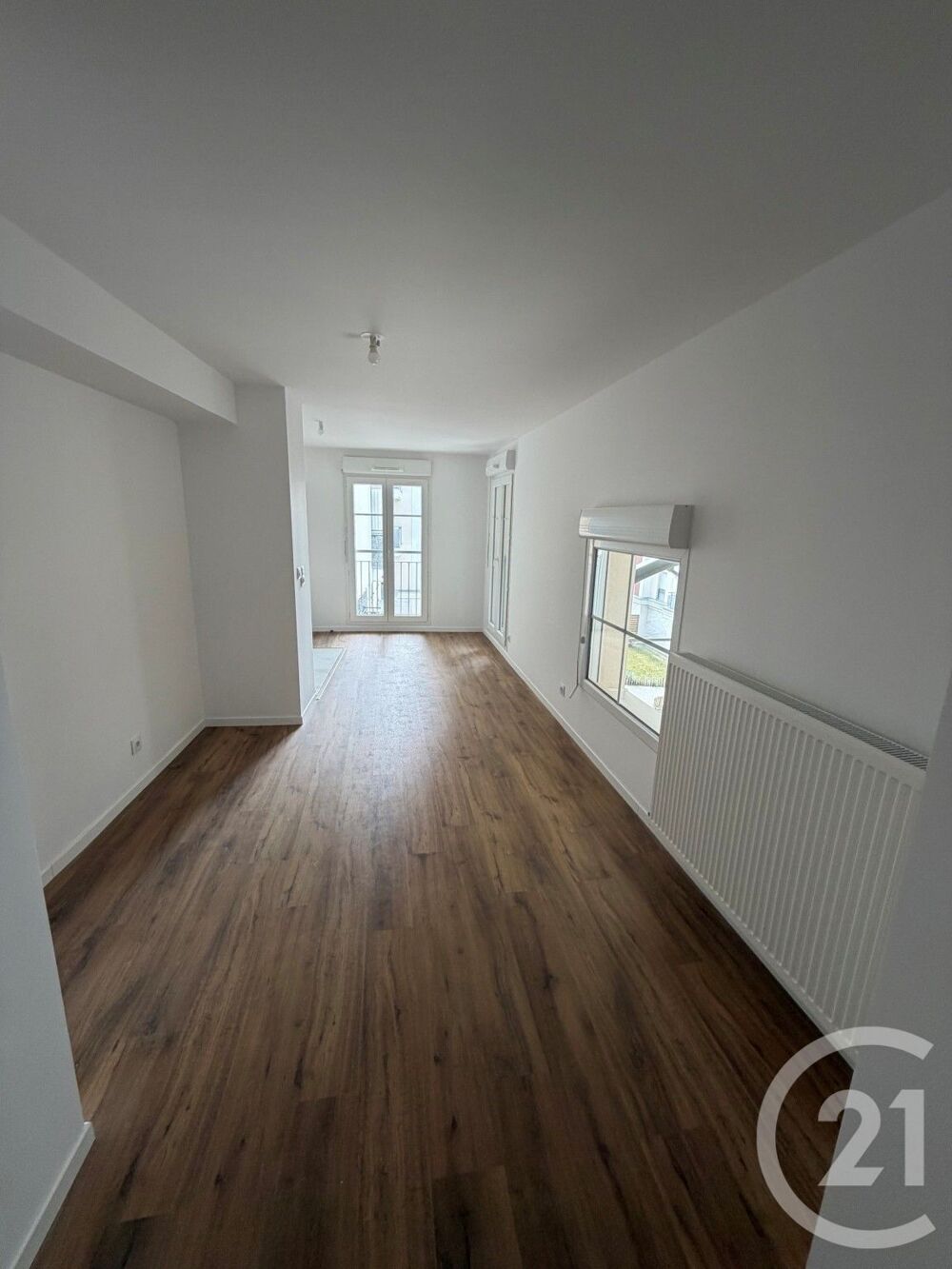 location Appartement - 1 pièce(s) - 27 m² Le Blanc-Mesnil (93150)