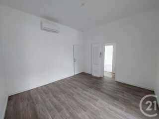  Appartement à louer 2 pièces 54 m²