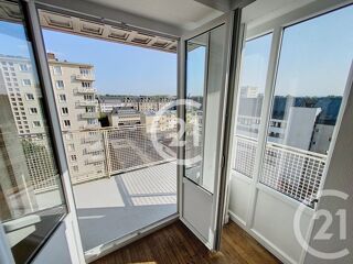  Appartement à louer 3 pièces 80 m²