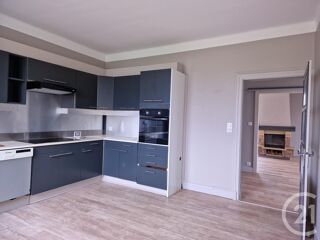  Maison à louer 6 pièces 283 m²