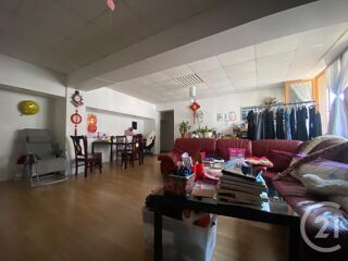  Immeuble � vendre 496 m�