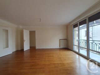  Appartement à louer 4 pièces 93 m²