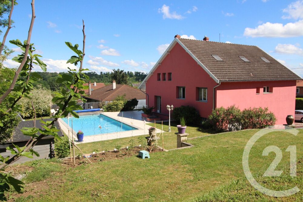Maison 7 pièces 240 m² · à Montluel · 240 m² · 560 000 €