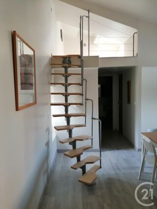  Appartement à louer 2 pièces 38 m²