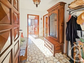  Maison � vendre 10 pi�ces 272 m�