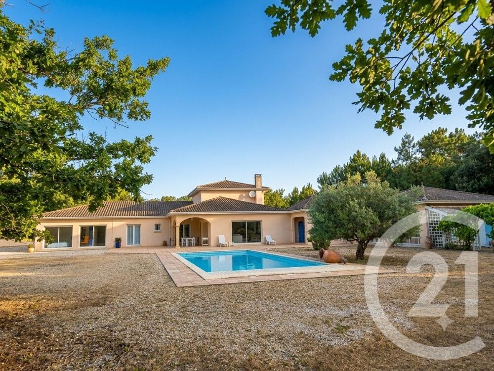 vente Maison - 10 pièce(s) - 335 m² Soulac-sur-Mer (33780)