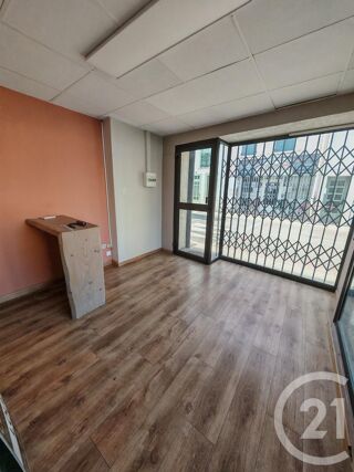  Appartement à louer 2 pièces 25 m²