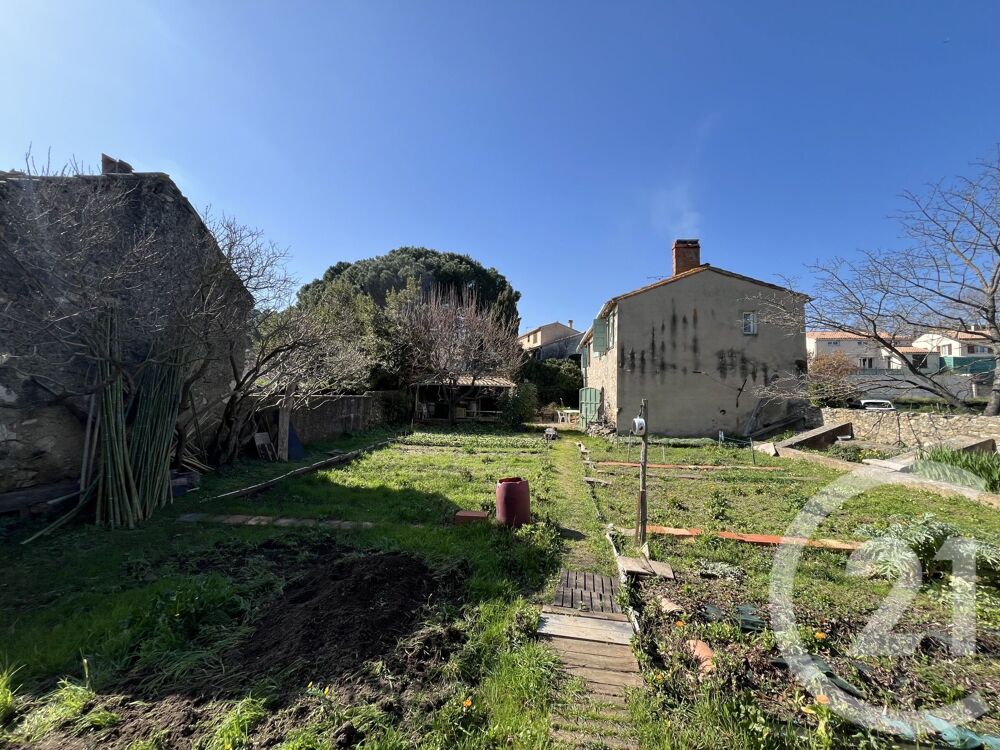 Maison en pierres de 1749 à rénover de 93m² à Villeneuve....