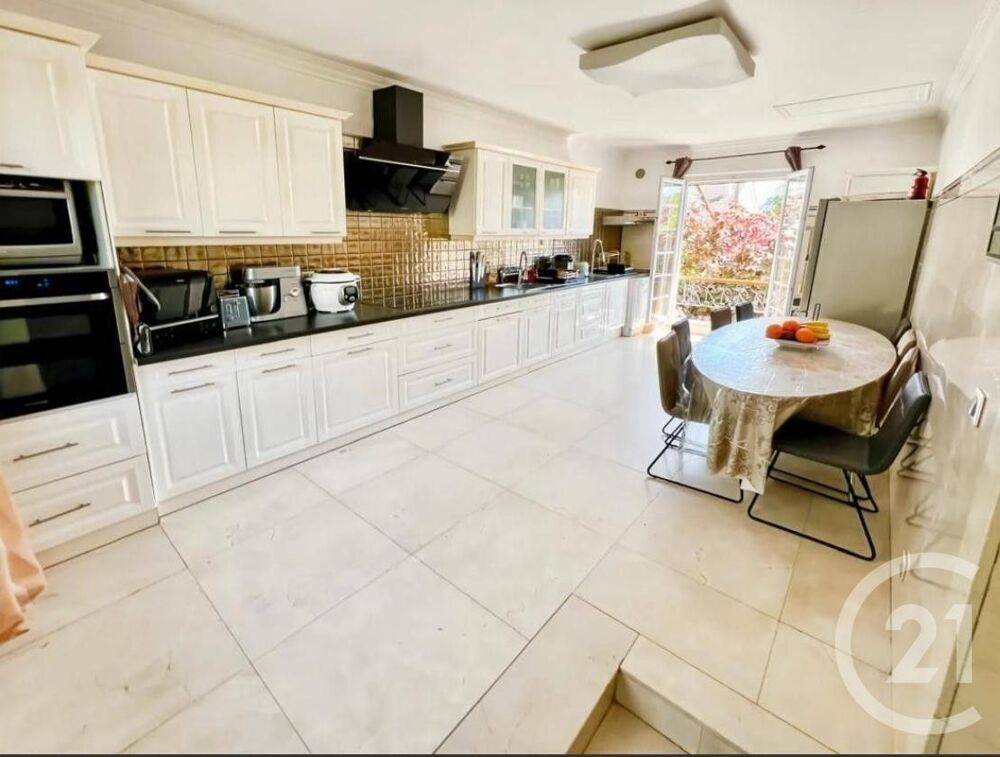vente Maison - 10 pièce(s) - 252 m² Villemomble (93250)