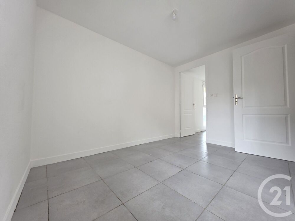 location Appartement - 2 pièce(s) - 25 m² Chalèze (25220)