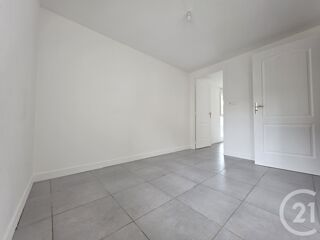  Appartement à louer 2 pièces 25 m²