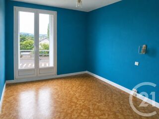  Appartement à louer 3 pièces 59 m²