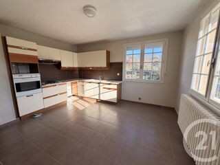  Maison � vendre 5 pi�ces 246 m�