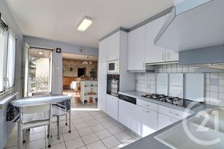  Maison � vendre 8 pi�ces 351 m�
