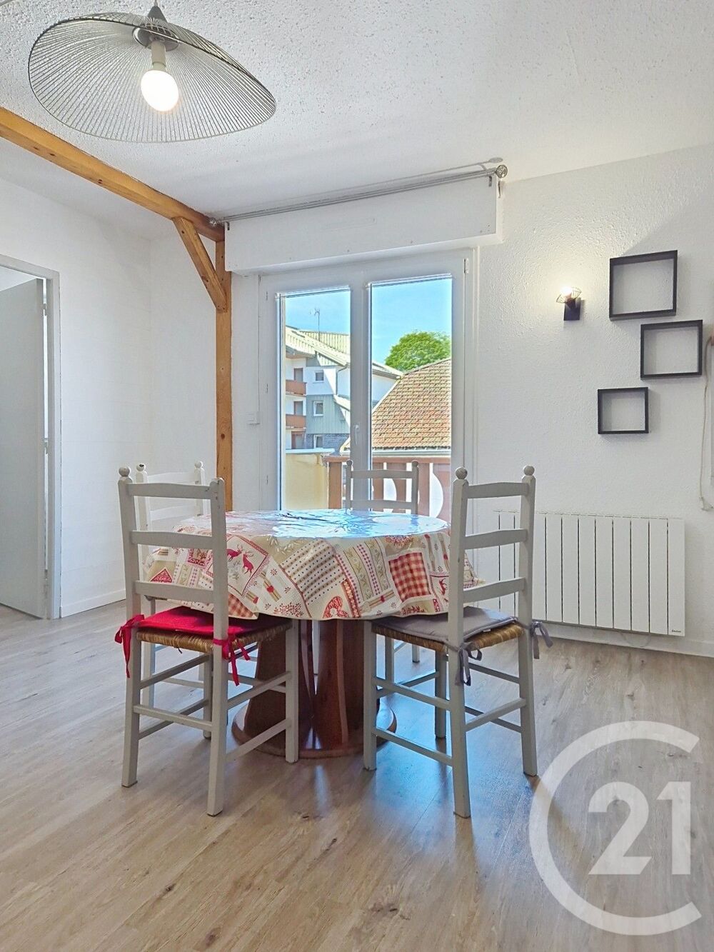 location Appartement - 2 pièce(s) - 37 m² Les Rousses (39220)