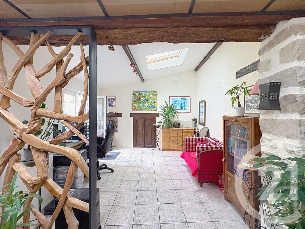 vente Maison - 7 pièce(s) - 169 m² Moret-sur-Loing (77250)