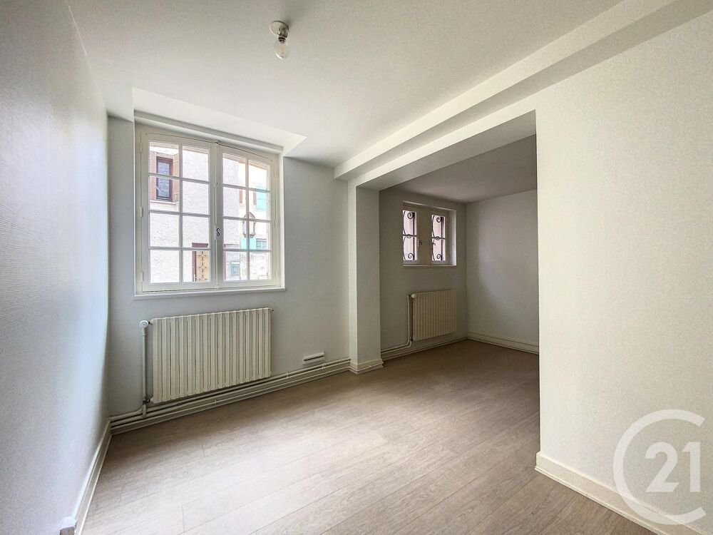 location Maison - 3 pièce(s) - 120 m² Saint-Pourçain-sur-Sioule (03500)
