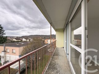  Appartement à louer 3 pièces 61 m²