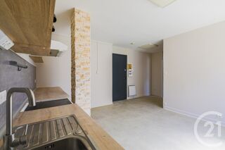  Appartement à louer 2 pièces 37 m²