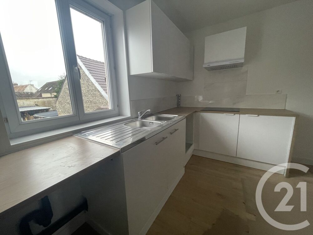 location Appartement - 4 pièce(s) - 61 m² Égreville (77620)