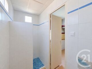  Maison à vendre 2 pièces 341 m²
