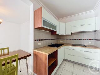  Appartement à louer 2 pièces 39 m²