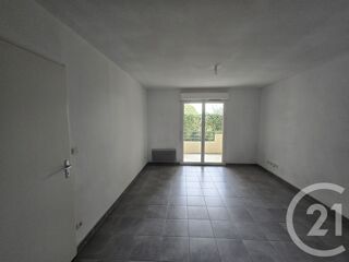  Appartement à louer 2 pièces 37 m²