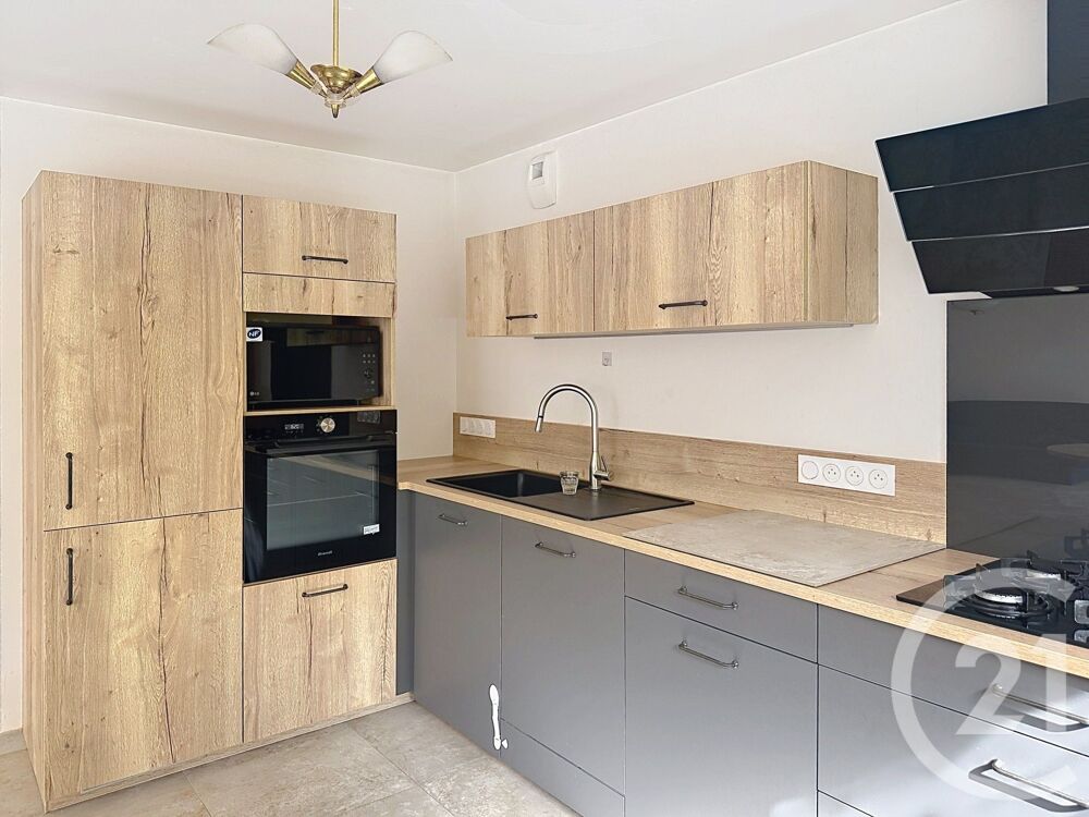 location Maison - 4 pièce(s) - 107 m² Sainte-Marie (35600)