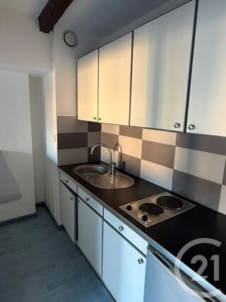  Appartement à louer 1 pièce 24 m²
