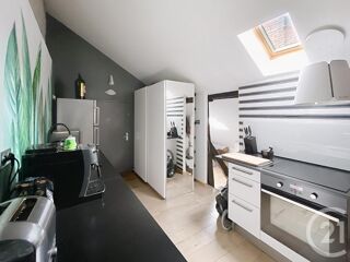  Appartement à louer 3 pièces 65 m²